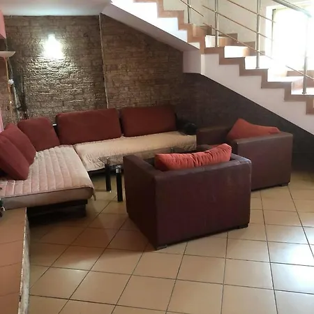 Hotel Семеен Хотел Виктория Dobriniszte